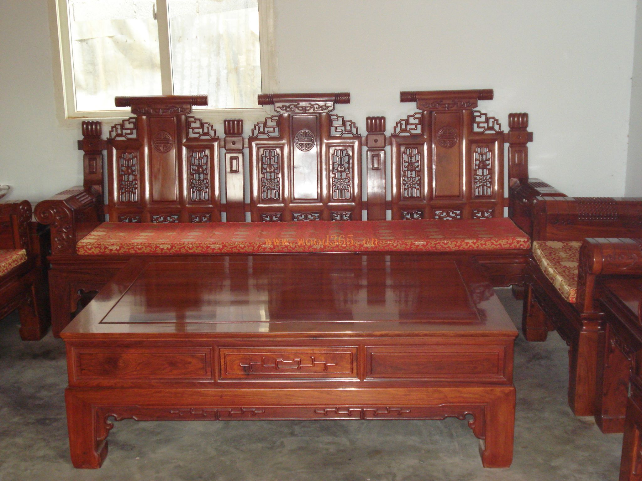 供应红木家具 瑞丽样样红红木家具厂的艺术品