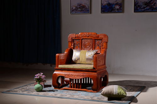 品味东方雅韵 大果紫檀餐桌，传承与美学的家居艺术品